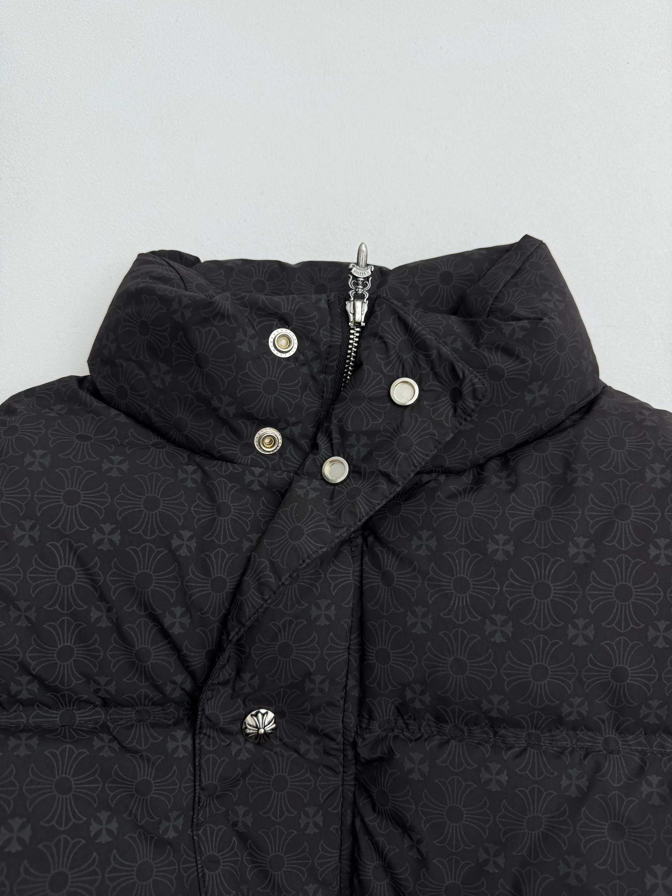P1010 Chrome Hearts Chrome Hearts Sanskrit all-over jacquard down jacket S/M/L/XL